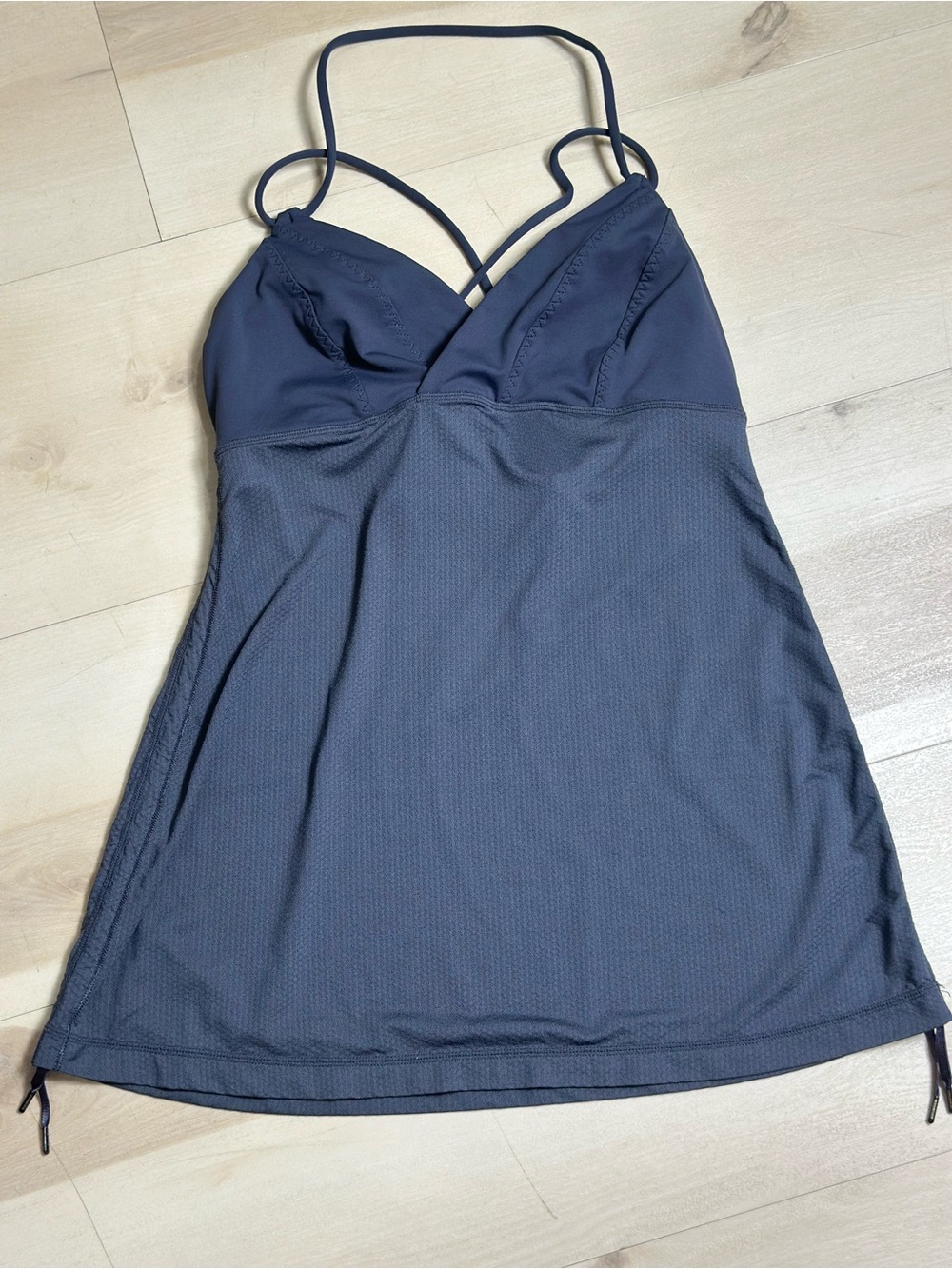 Lululemon Integrity Hot Tank Coal Sz 10 Athletic  yoga lightweight quick drying - Picture 6 of 12